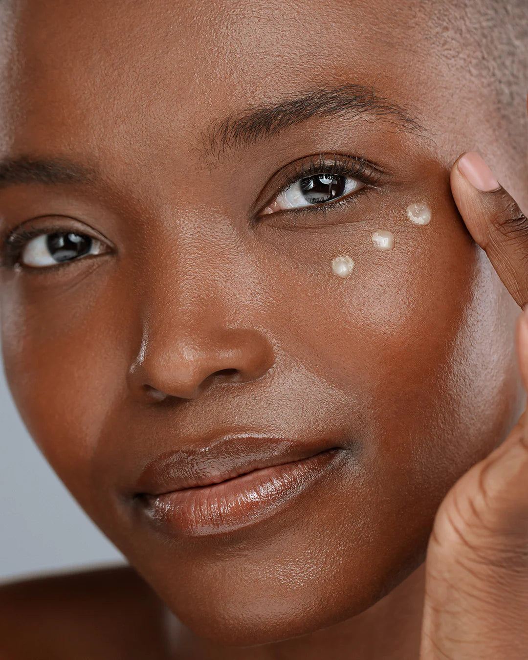 AV Laboratories Eye Cream – luksusowy krem pod oczy do codziennej pielęgnacji skóry